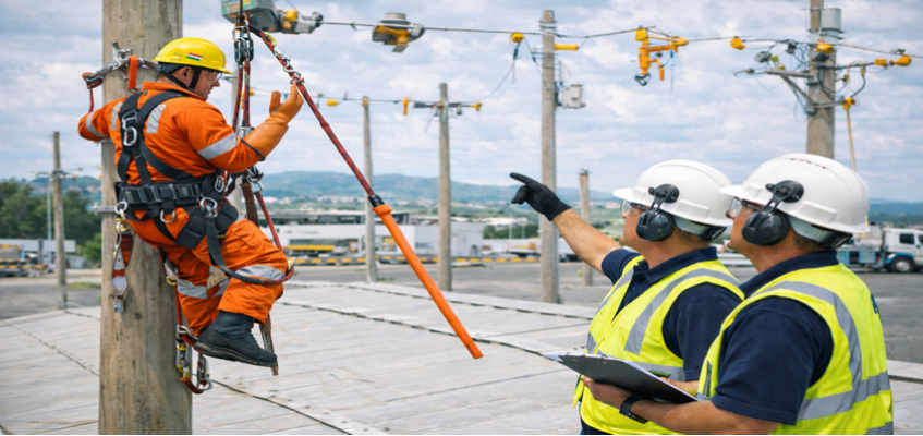 Capacitaciones de Alto Riesgo para Linieros en Panamá 